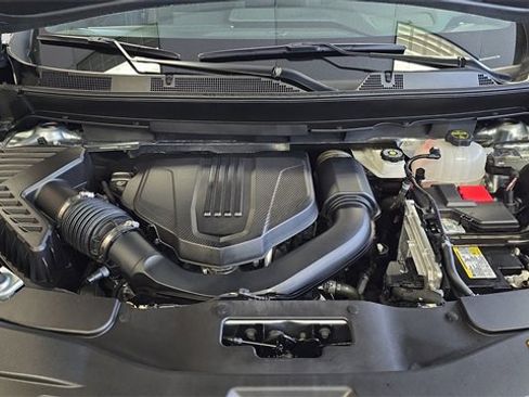 Used 2025 GMC Acadia Elevation image 23