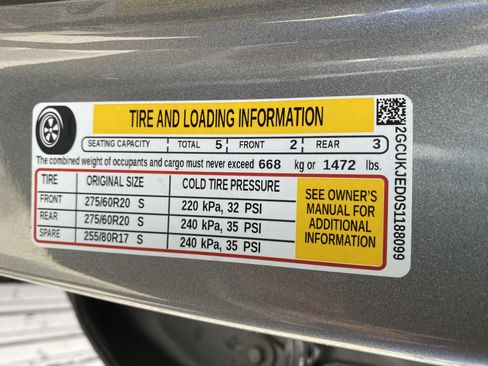 Used 2025 Chevrolet Silverado 1500 High Country w/ Technology Package AWD/4WD image 43