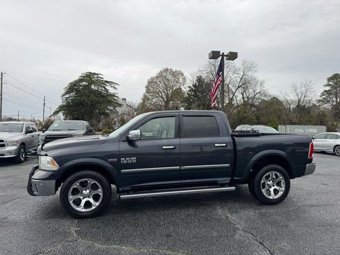 Used 2015 RAM 1500 Laramie w/ Convenience Group image 8