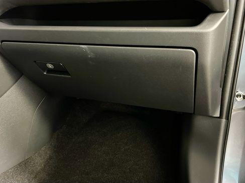 Used 2023 Toyota RAV4 LE image 33