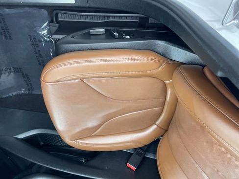 Certified 2023 Lincoln Nautilus Reserve w/ Equipment Group 201A image 23