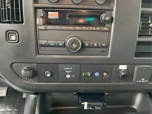 New 2025 Chevrolet Express 3500 w/ Power Convenience Package RWD image 9
