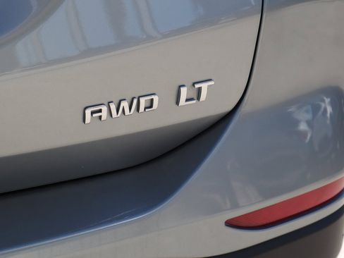 Used 2024 Chevrolet Equinox LT image 7