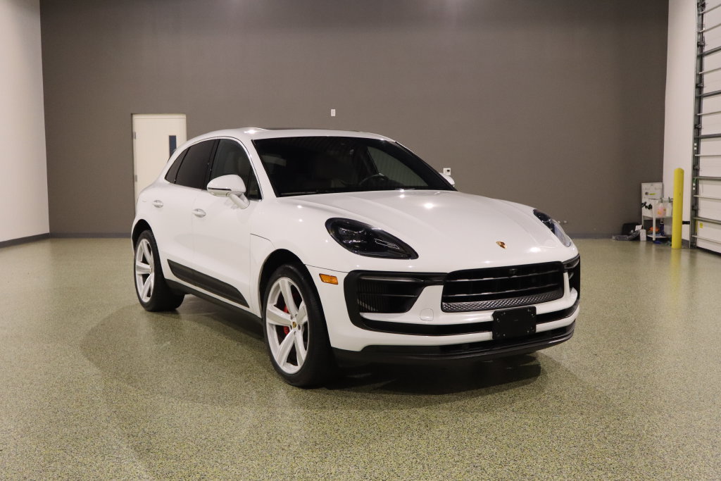 Used 2022 Porsche Macan S AWD/4WD image 1