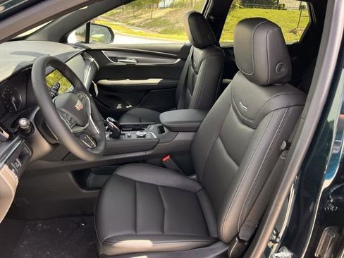 New 2026 Cadillac XT5 Luxury image 20