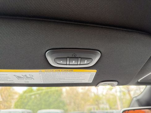 New 2026 Chrysler Pacifica Select AWD/4WD image 23