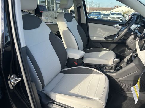 New 2026 Volkswagen Taos SE image 23