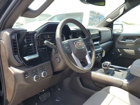 New 2026 GMC Sierra 1500 SLT w/ SLT Premium Plus Package AWD/4WD image 22