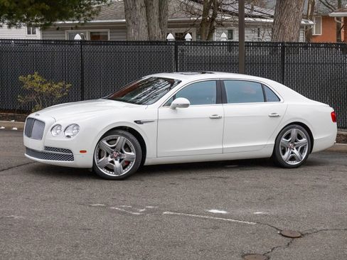 Used 2015 Bentley Flying Spur V8 image 7