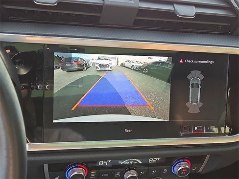 Certified 2021 Audi Q3 2.0T Premium Plus w/ Premium Plus Package image 18