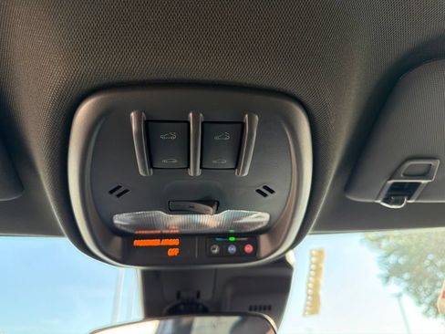 New 2026 Chevrolet Trax RS w/ Sunroof Package FWD image 27