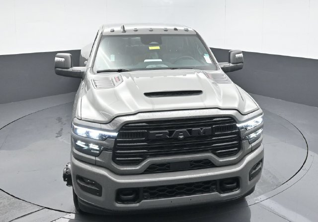 New 2026 RAM 3500 Laramie AWD/4WD image 40