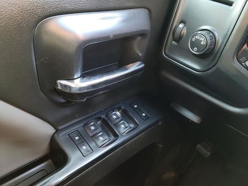 Used 2015 Chevrolet Silverado 2500 W/T image 12