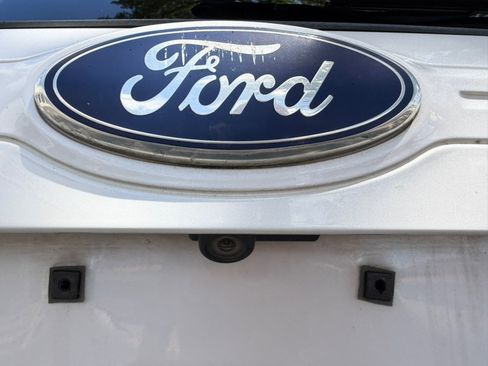 Used 2011 Ford Edge Sport w/ Driver Entry Pkg AWD/4WD image 6