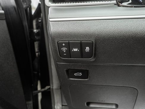 Used 2022 Kia K5 GT-Line image 16