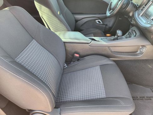 Used 2023 Dodge Challenger SXT w/ Blacktop Package image 14