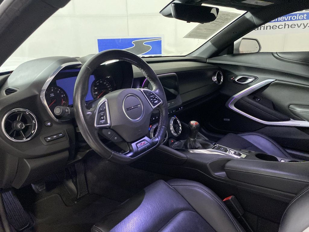 Used 2020 Chevrolet Camaro SS RWD image 15