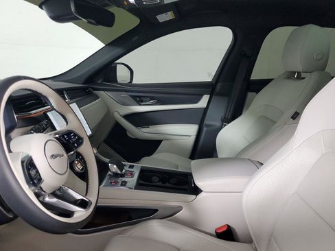 Used 2026 Jaguar F-PACE R-Dynamic S AWD/4WD image 21