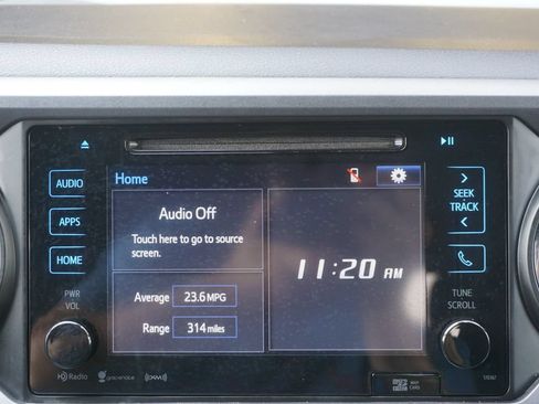 Used 2019 Toyota Tacoma TRD Sport AWD/4WD image 9