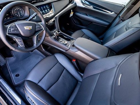 New 2025 Cadillac XT5 Premium Luxury w/ Technology Package image 10