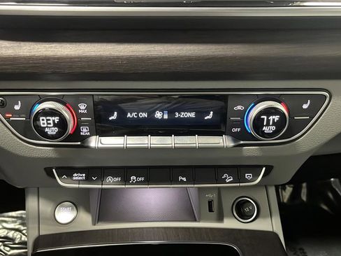 Used 2024 Audi Q5 2.0T Premium w/ Convenience Package image 24