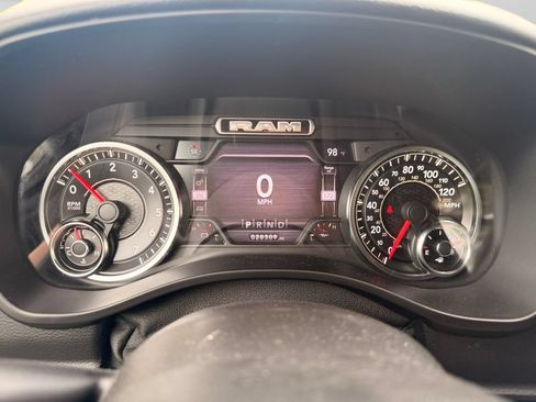 Used 2021 RAM 1500 Big Horn RWD image 25