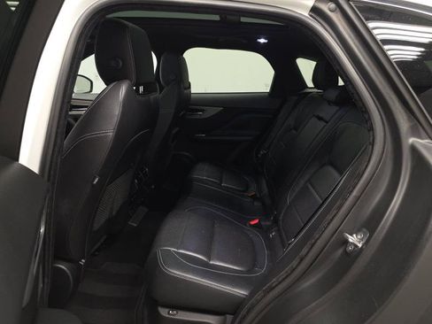 Used 2018 Jaguar F-PACE S image 12