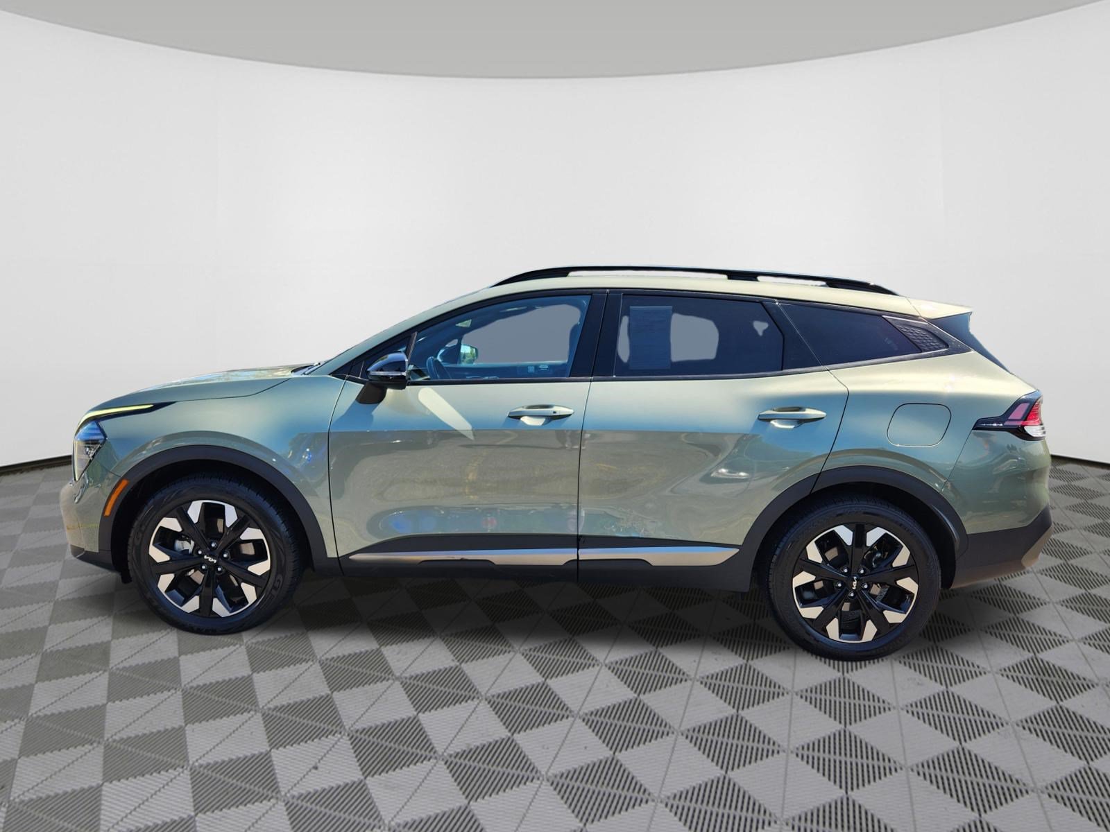 Used 2024 Kia Sportage X-Line w/ X-Line Premium Package AWD/4WD image 5