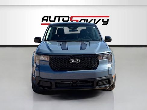 Used 2025 Ford Maverick XLT w/ XLT Luxury Package AWD/4WD image 2
