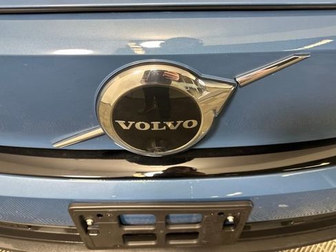 Used 2023 Volvo C40 P8 Recharge Plus image 9