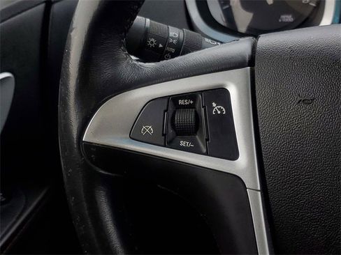 Used 2011 Chevrolet Equinox LT image 16