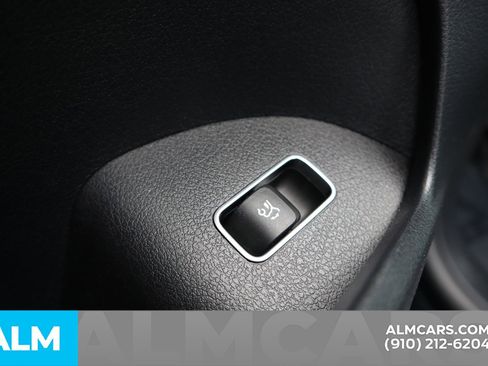 Used 2024 Mercedes-Benz GLE 350 4MATIC image 18