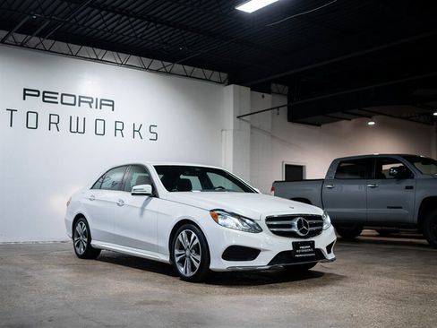 Used 2014 Mercedes-Benz E 350 4MATIC Sedan image 2
