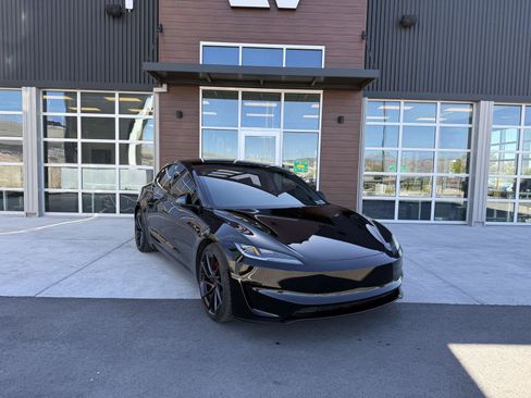 Used 2024 Tesla Model 3 Performance AWD/4WD image 2