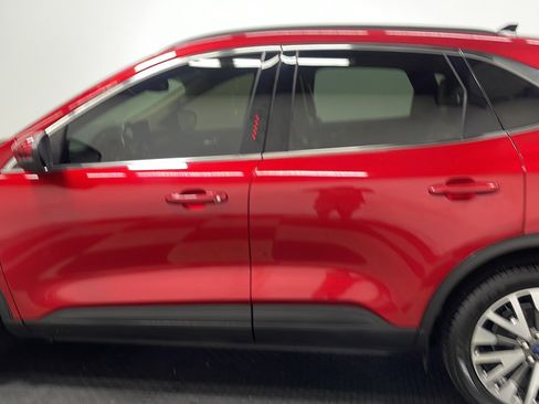 Used 2020 Ford Escape Titanium AWD/4WD image 15