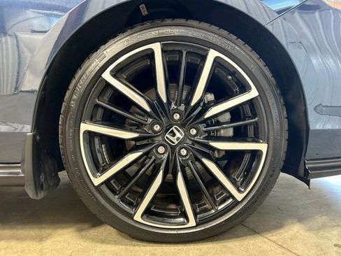 Certified 2025 Honda Accord Touring image 12