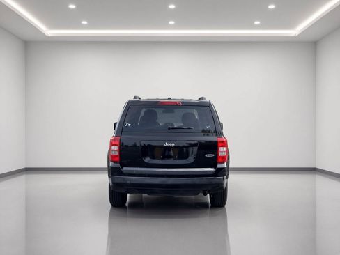 Used 2015 Jeep Patriot High Altitude FWD image 4