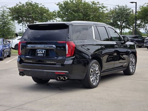 Used 2023 GMC Yukon Denali Ultimate AWD/4WD image 4
