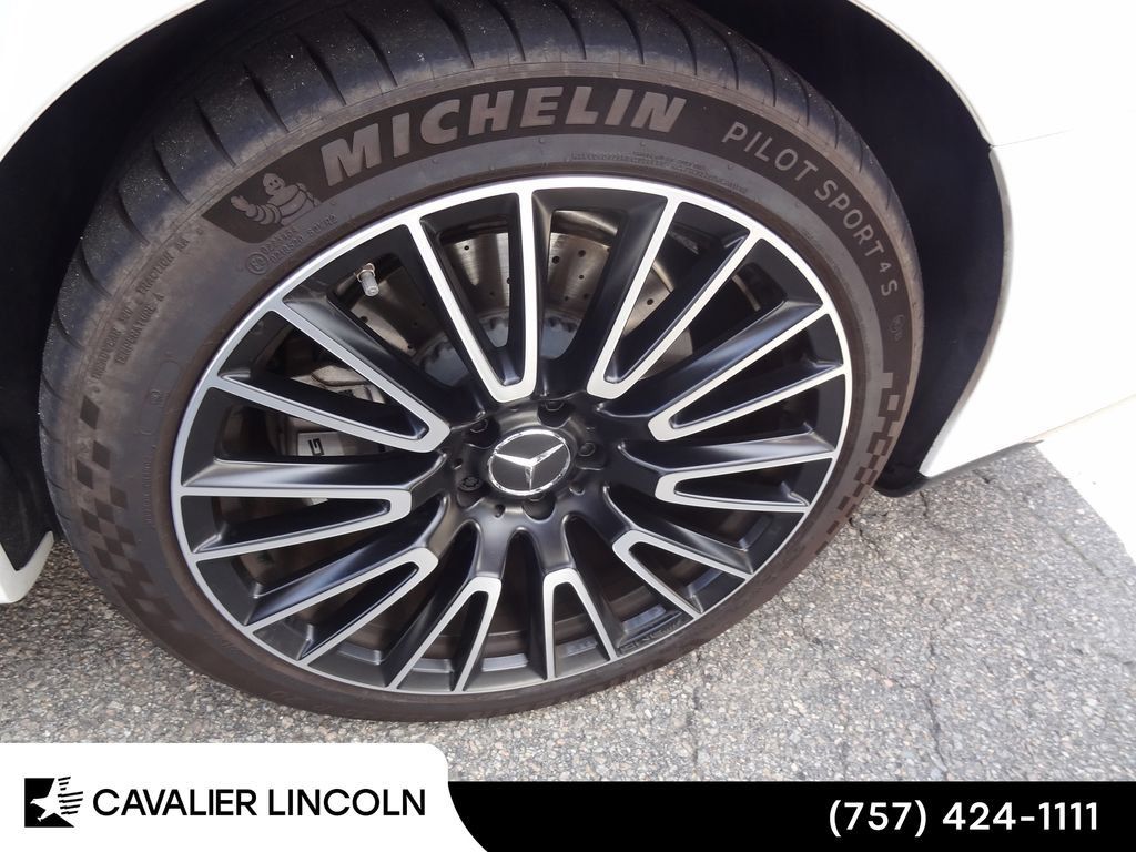 Used 2026 Mercedes-Benz E 53 AMG e 4MATIC Sedan image 18