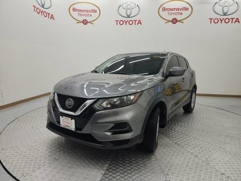Used 2020 Nissan Rogue Sport S FWD image 2