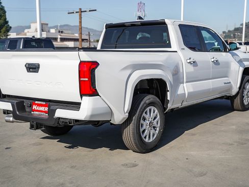 New 2026 Toyota Tacoma SR5 image 8