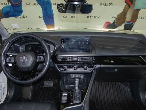 Used 2025 Acura ADX FWD image 3