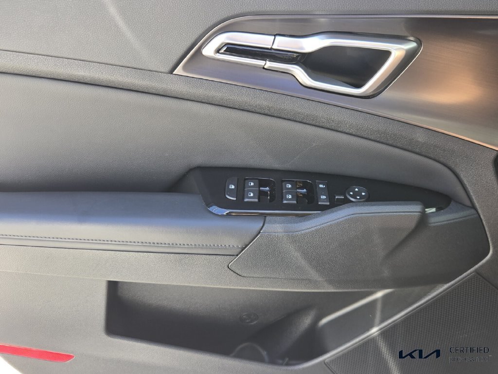 Certified 2024 Kia Sportage EX FWD image 30