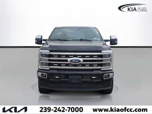 Used 2024 Ford F350 Platinum AWD/4WD image 2