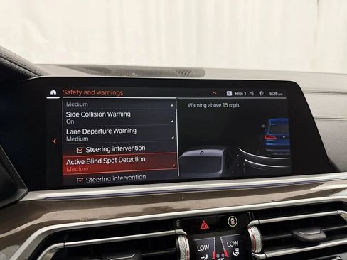Used 2022 BMW X5 xDrive40i AWD/4WD image 21