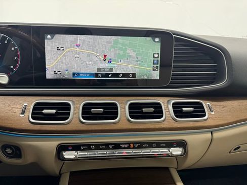 Used 2022 Mercedes-Benz GLE 350 image 4