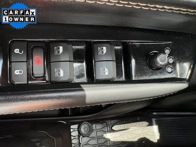 Used 2022 Jeep Wagoneer Series II AWD/4WD image 24