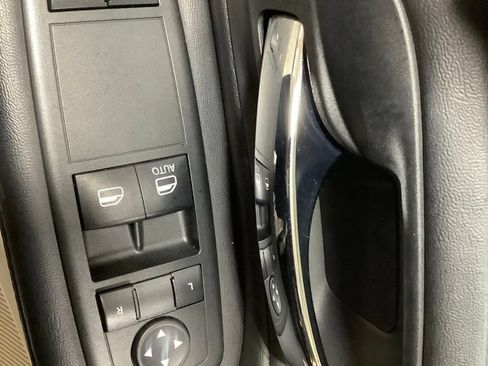 Used 2014 Dodge Grand Caravan SE w/ Quick Order Package 29E SE FWD image 24