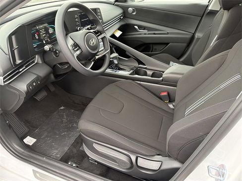 New 2026 Hyundai Elantra Blue image 9