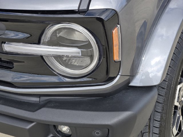 Used 2023 Ford Bronco Outer Banks AWD/4WD image 9